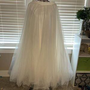 NWT Lis Simon Ballgown Skirt ivory